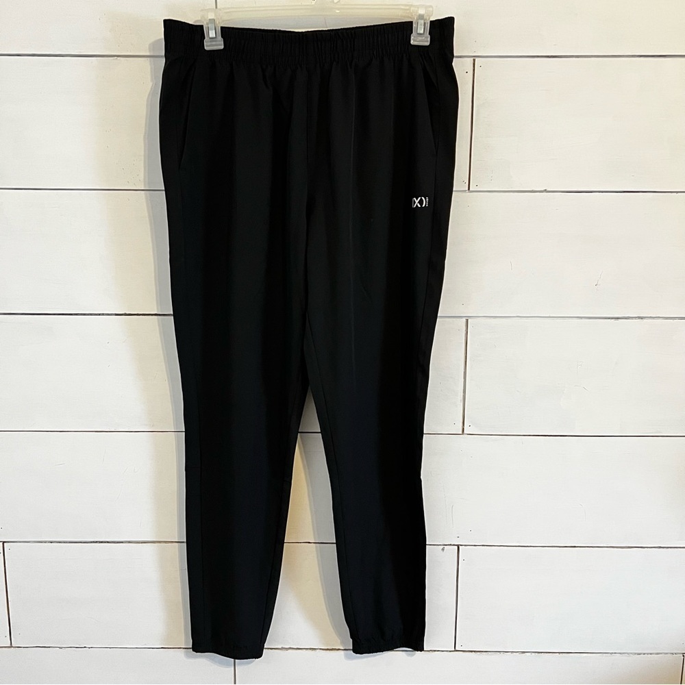 2 (X)ist Mens Black Jogger. Size Large. EUC.